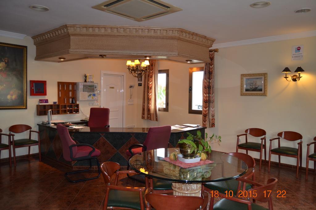 Hotel Poniente Moraleda De Zafayona Екстериор снимка