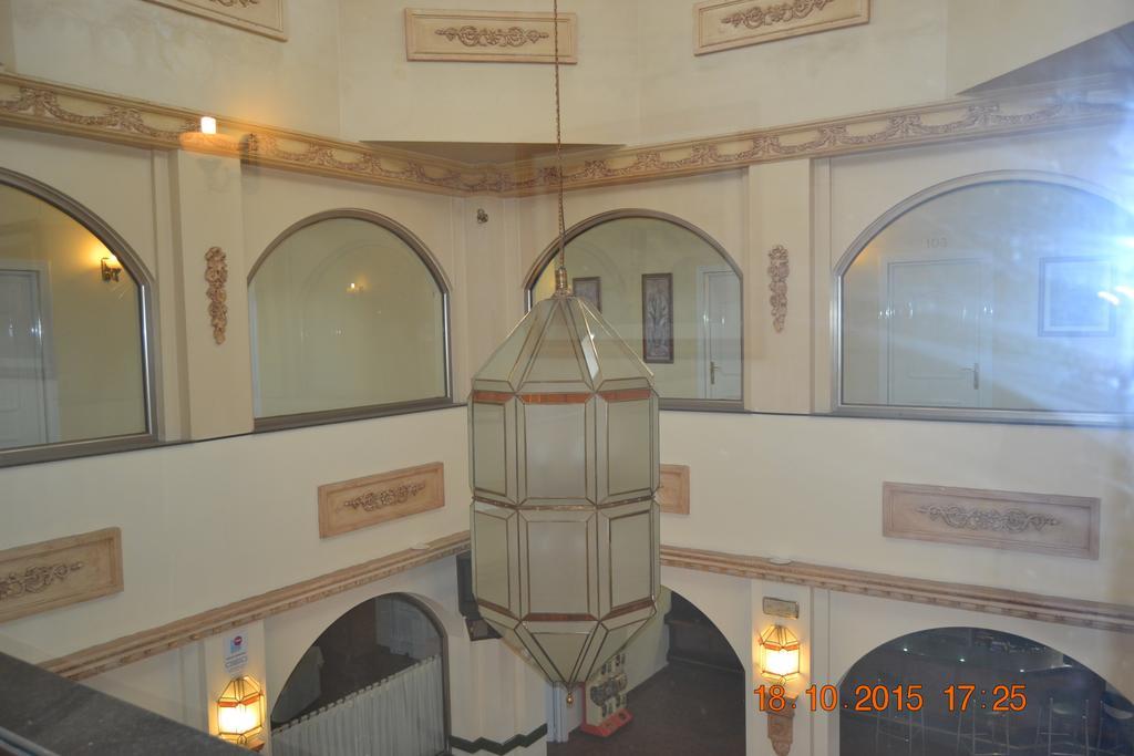 Hotel Poniente Moraleda De Zafayona Екстериор снимка