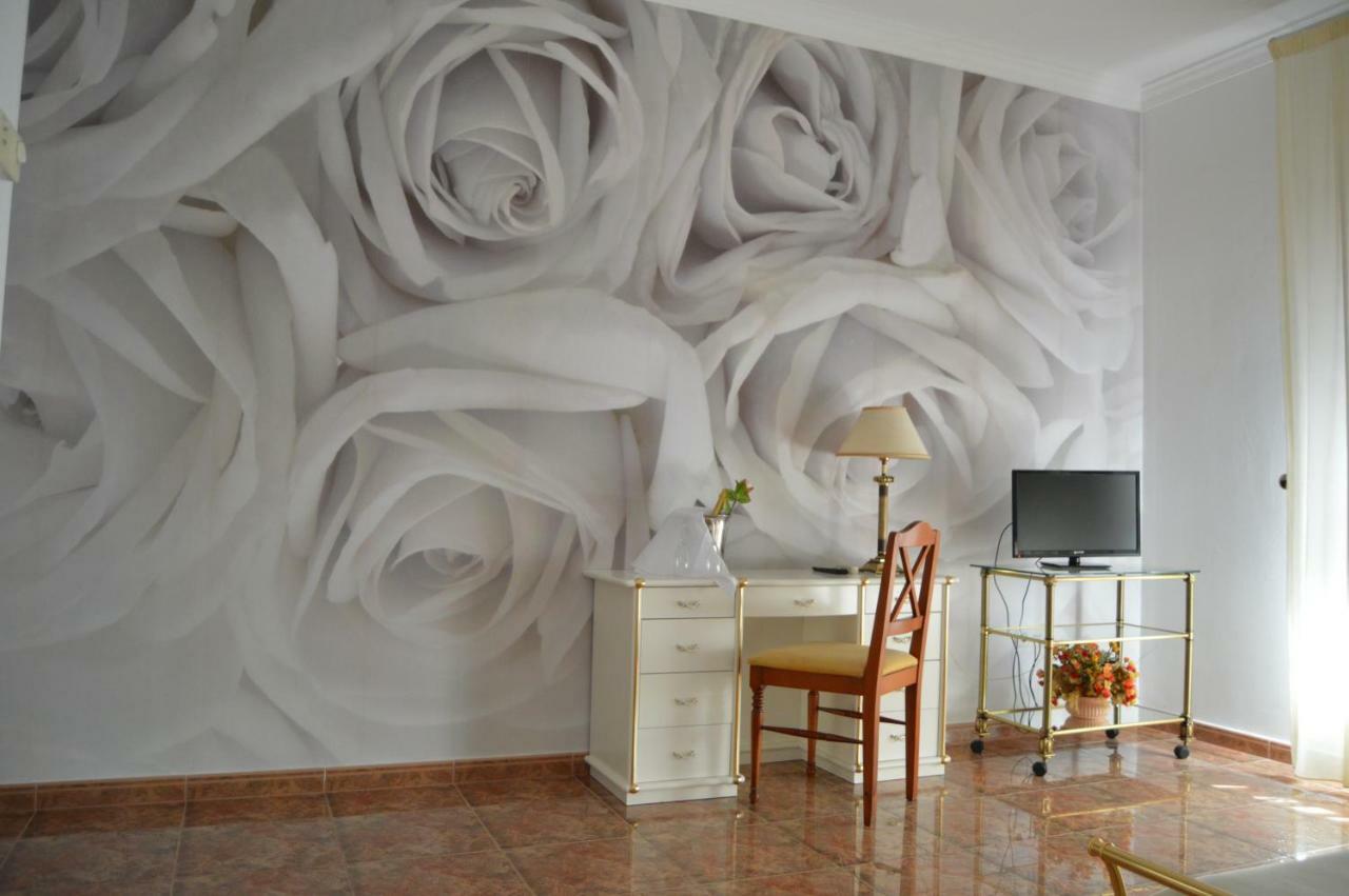 Hotel Poniente Moraleda De Zafayona Екстериор снимка