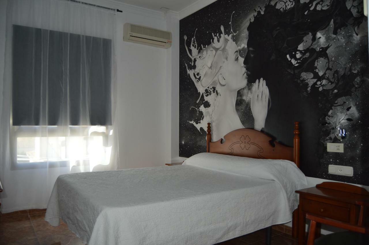 Hotel Poniente Moraleda De Zafayona Екстериор снимка